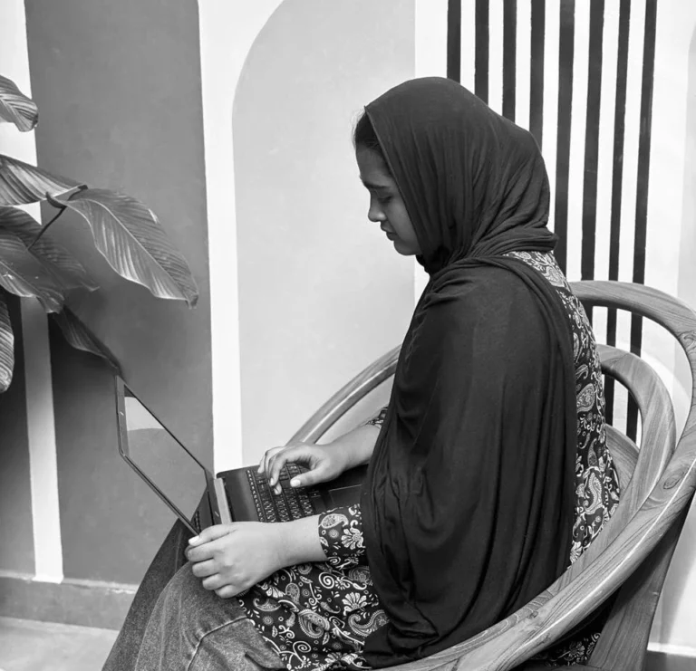 photo of Fathima Asna, a freelance digital marketing analyst in bahrain